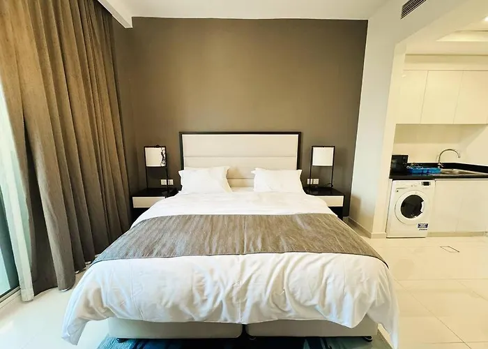The Spacious Studio At Jvc- Ezytrac Vacation Homes
